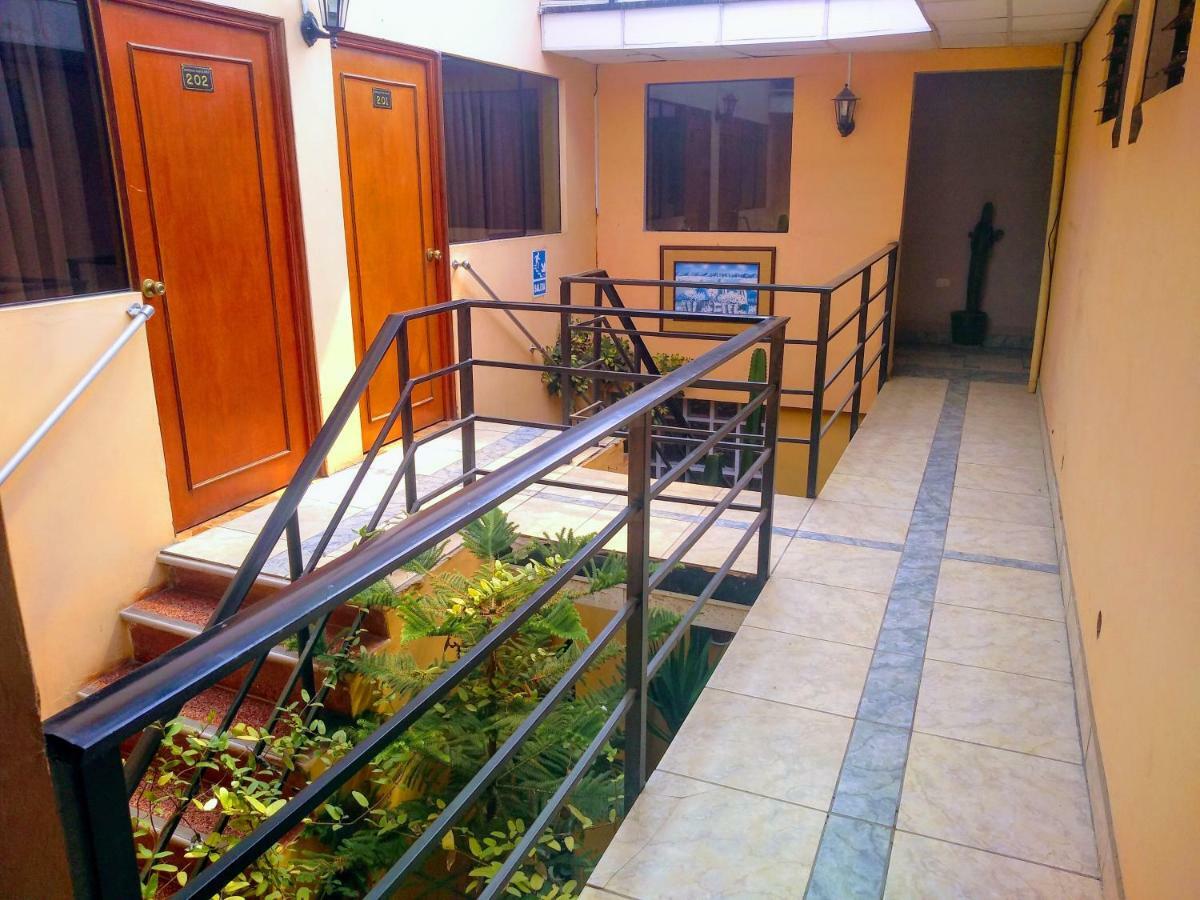Casa Blanca Hospedaje Huamancaca 외부 사진