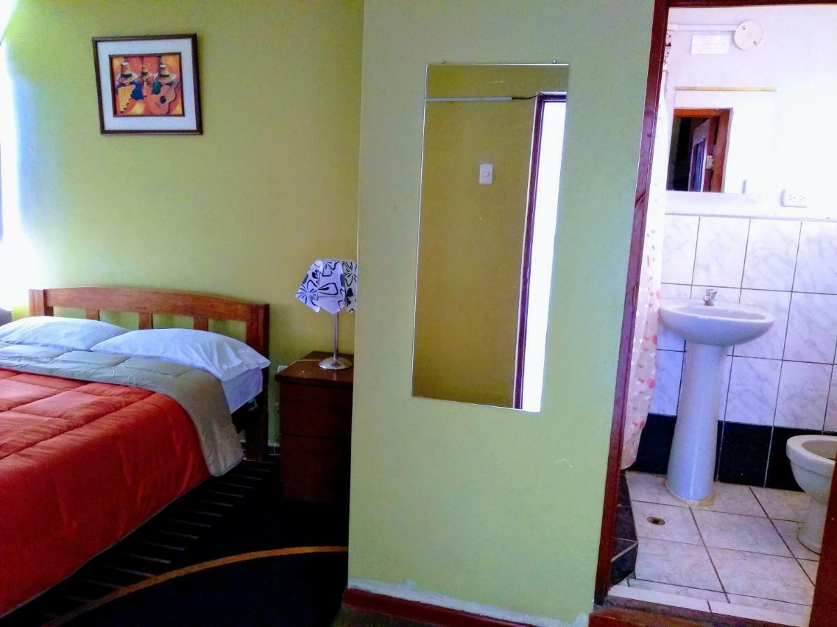 Casa Blanca Hospedaje Huamancaca 객실 사진